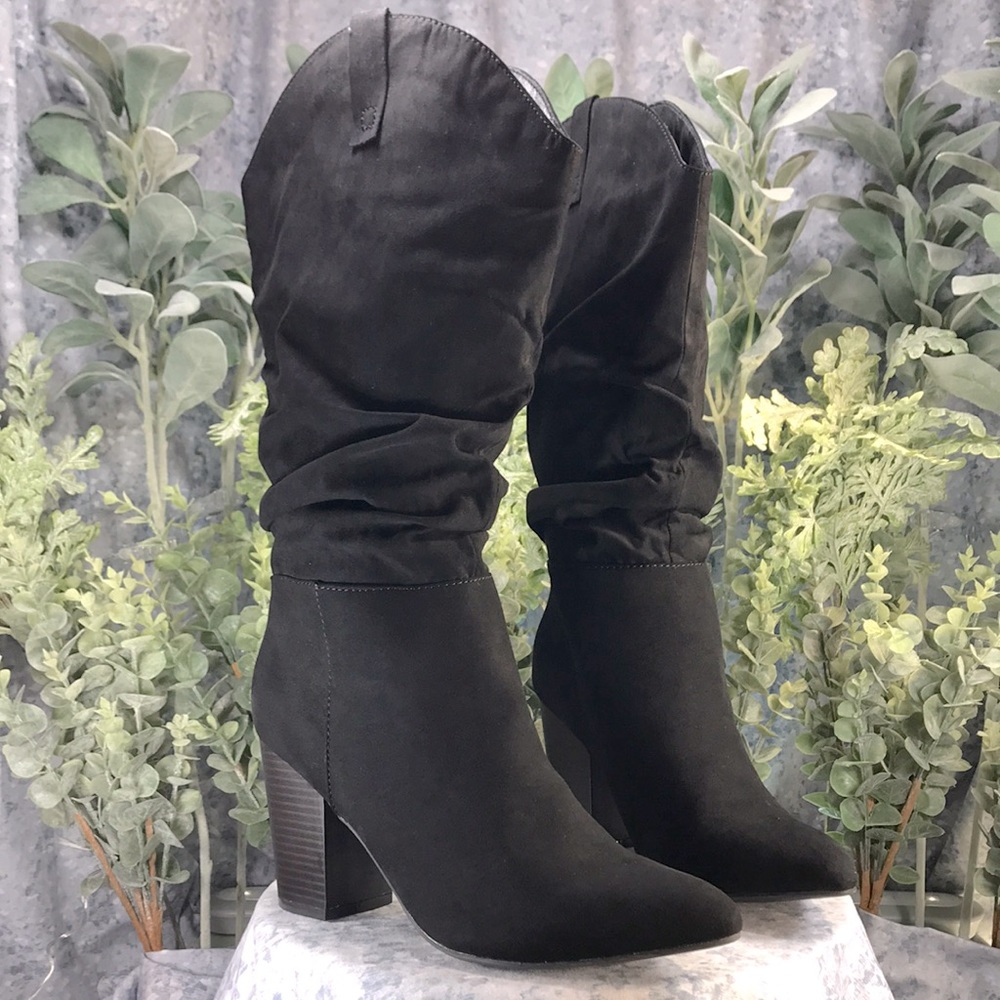 SO Tibia Black 17” Faux Suede Pointed Toe Fashion Slouch Boots WMS 10M🌟NIB🌟